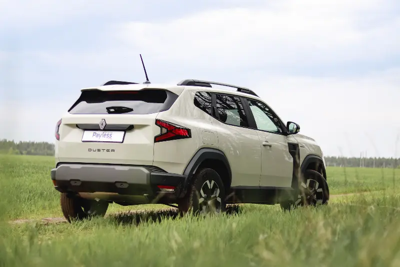 Which car to choose for bad roads: universal models for summer residents
